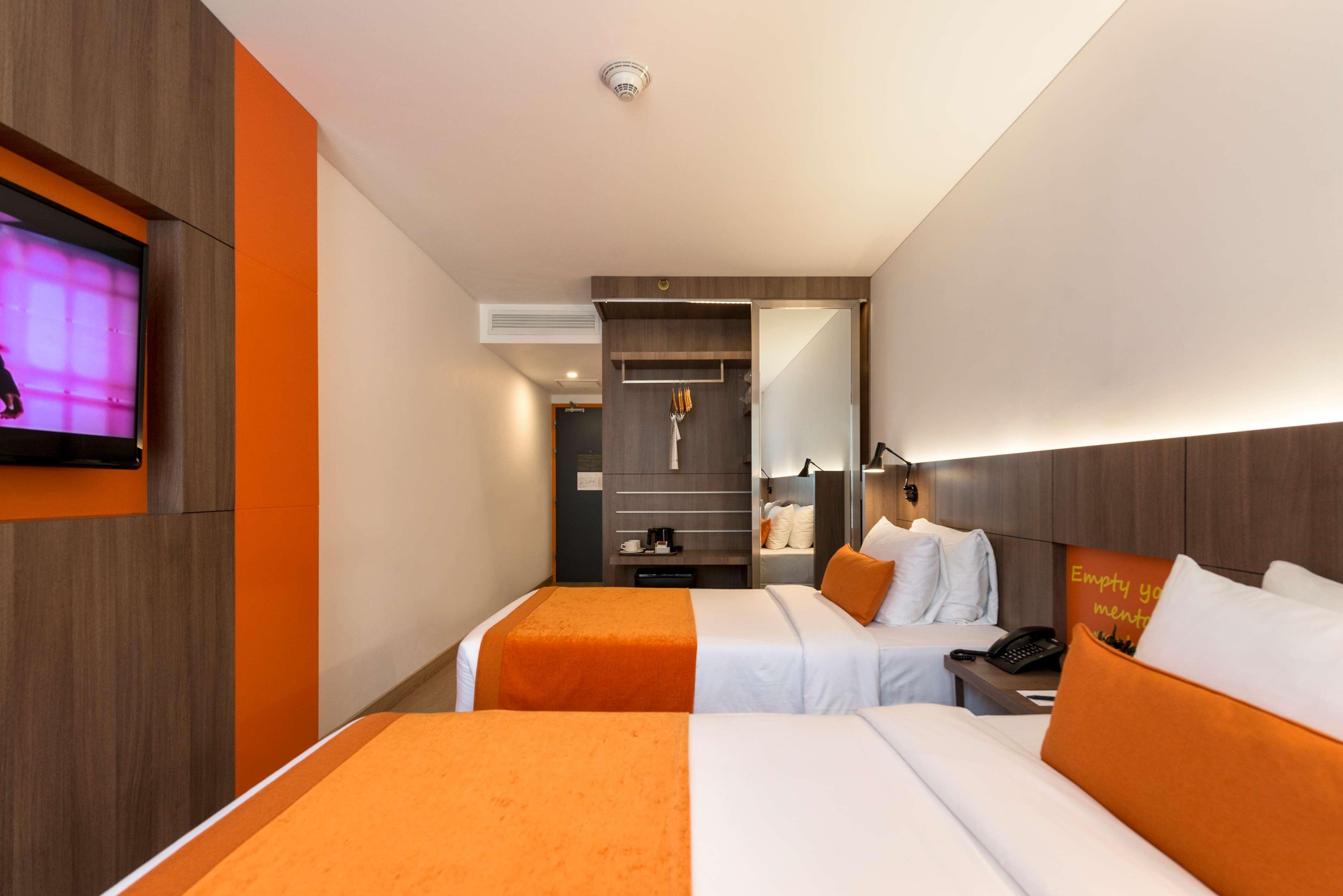 Best Western Pontiac Inn Екстериор снимка