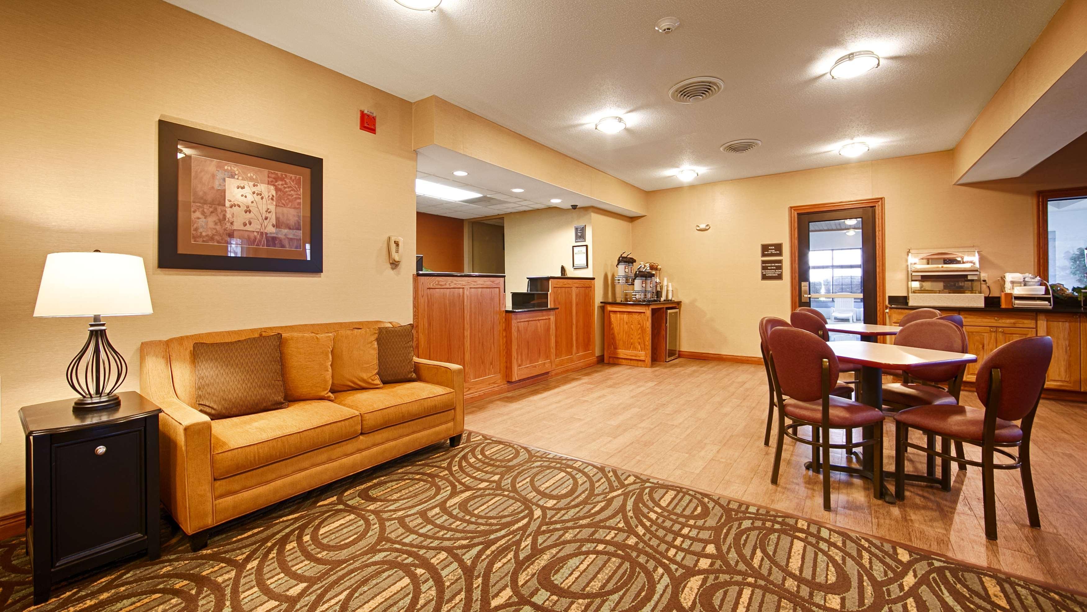 Best Western Pontiac Inn Екстериор снимка