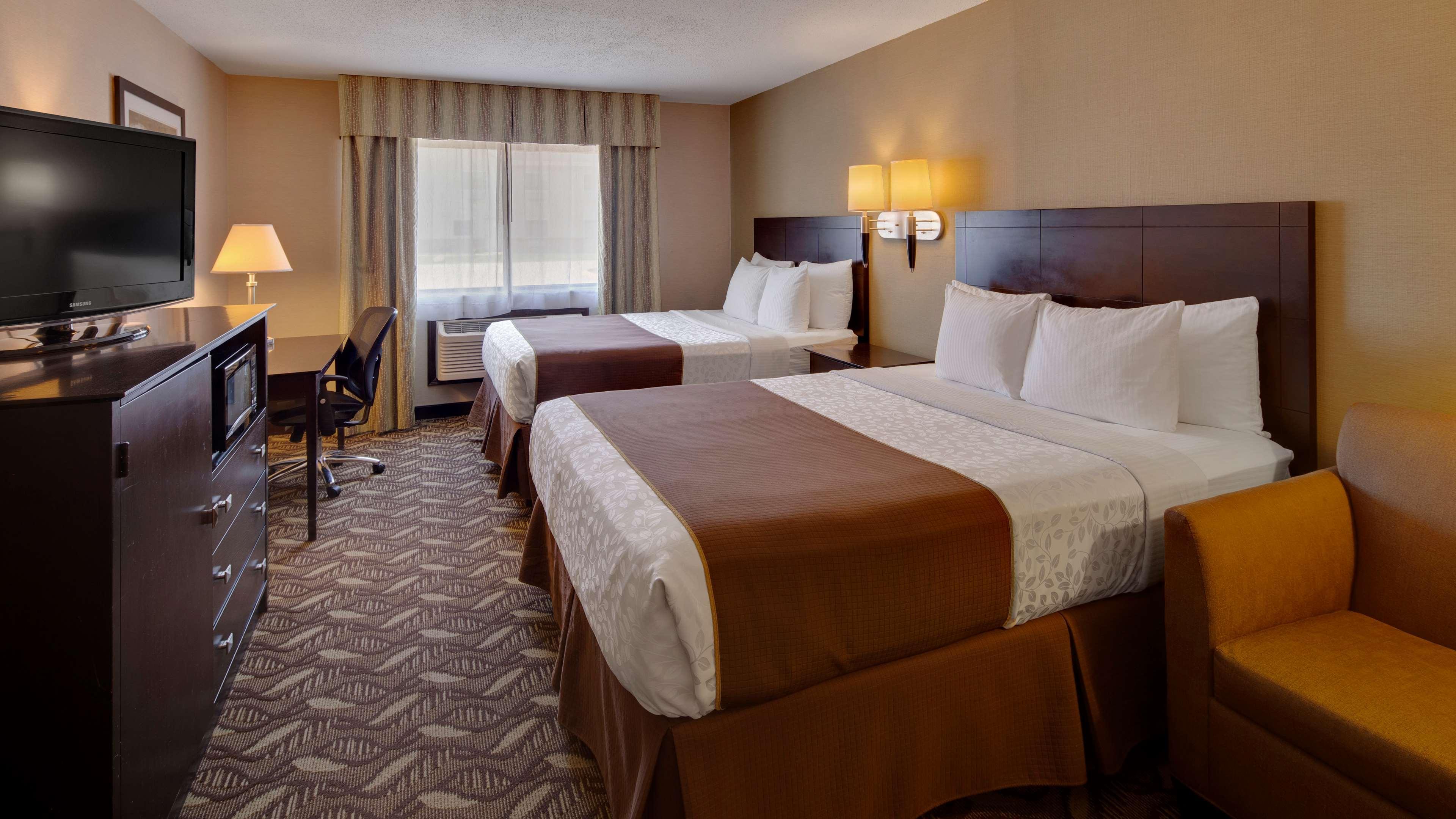 Best Western Pontiac Inn Екстериор снимка